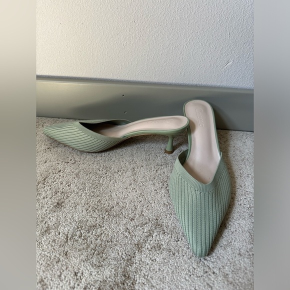 Cuccoo Green Kitten Heal Sandals Pointed Toe Size 40 - Picture 5 of 8